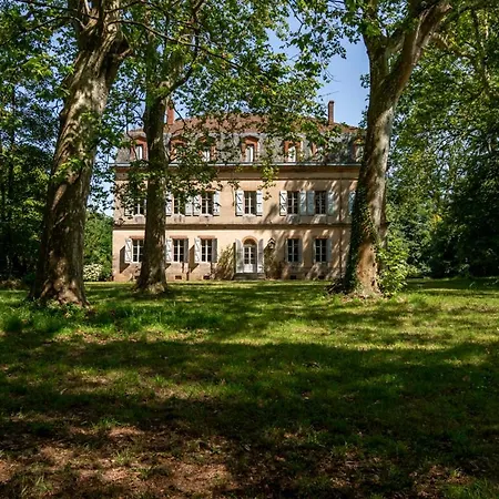Le Fousseret Chateau Sleeps 14 Pool Wifi * Marignac-Lasclares