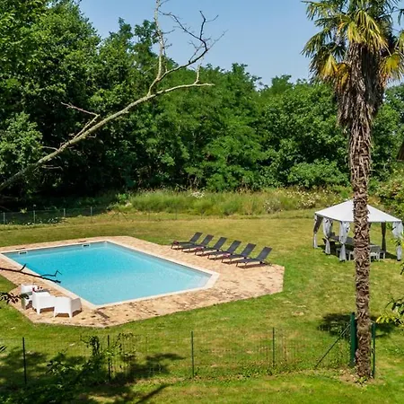 Prázdninový dům Le Fousseret Chateau Sleeps 14 Pool Wifi